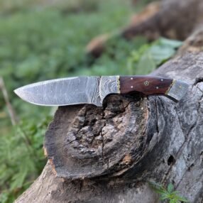 Handmade Damascus Steel Hunting Skinner Knife with Hardwood Handle