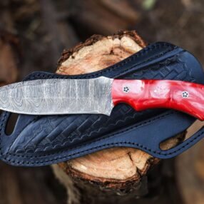 Handcrafted Damascus Steel Hunting Skinner Knife with Resin Handle